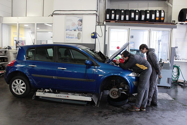 Entretien d'automobile